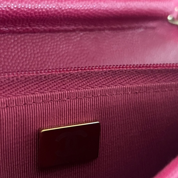 Authentic Dark Pink Chanel caviar WOC 2021 - Picture 6 of 10